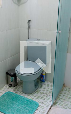 Casa à venda com 175m², 5 quartos e 2 vagas Casa à venda com 175m², 5 quartos e 2 vagasBanheiro do Quarto 3 - Suíte