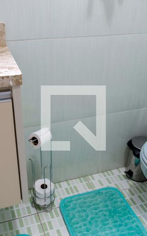 Casa à venda com 175m², 5 quartos e 2 vagas Casa à venda com 175m², 5 quartos e 2 vagasBanheiro do Quarto 3 - Suíte