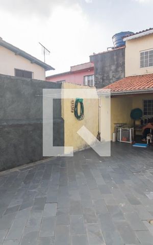 Casa à venda com 258m², 3 quartos e sem vaga Casa à venda com 258m², 3 quartos e sem vagaQuintal
