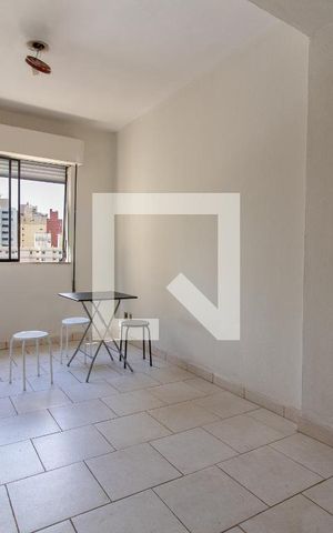 Apartamento à venda com 43m², 1 quarto e sem vaga Apartamento à venda com 43m², 1 quarto e sem vagaSala/Quarto