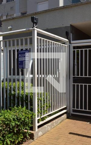 Apartamento à venda com 45m², 2 quartos e sem vagaFachada + Plaquinha