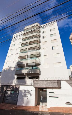 Apartamento para alugar com 97m², 3 quartos e 2 vagas Apartamento para alugar com 97m², 3 quartos e 2 vagasFachada