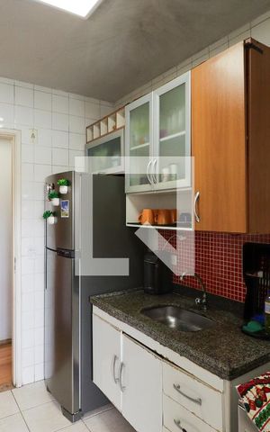 Apartamento para alugar com 83m², 3 quartos e 1 vaga Apartamento para alugar com 83m², 3 quartos e 1 vagaCozinha e Área de Serviço