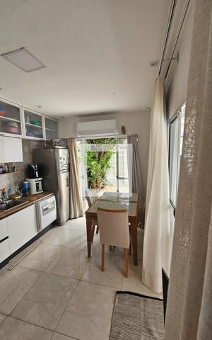 Casa à venda com 125m², 2 quartos e 2 vagas Casa à venda com 125m², 2 quartos e 2 vagasCozinha