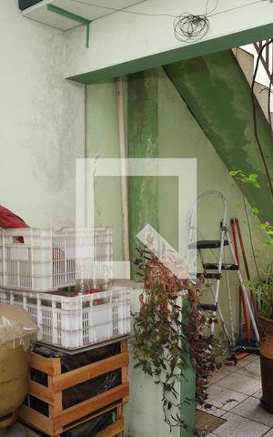 Casa à venda com 200m², 2 quartos e 2 vagasÁrea de Serviço