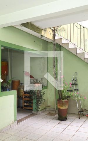 Casa à venda com 200m², 2 quartos e 2 vagasQuintal