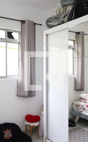Casa à venda com 200m², 2 quartos e 2 vagasEdícula - Quarto