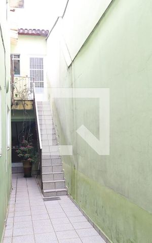 Casa à venda com 200m², 2 quartos e 2 vagasQuintal