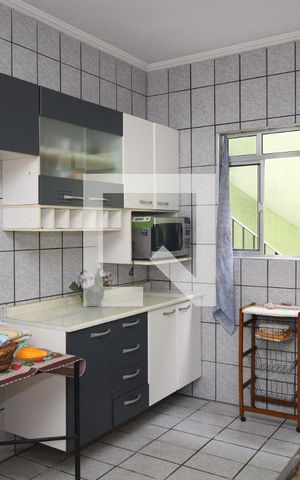 Casa à venda com 200m², 2 quartos e 2 vagasCozinha
