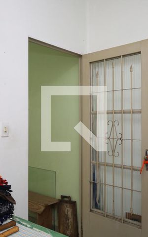 Casa à venda com 200m², 2 quartos e 2 vagasQuarto 3 - Área de Serviço