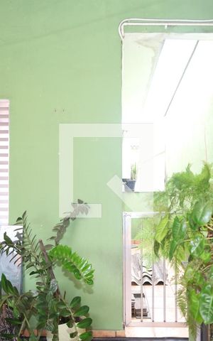 Casa à venda com 200m², 2 quartos e 2 vagasVaranda