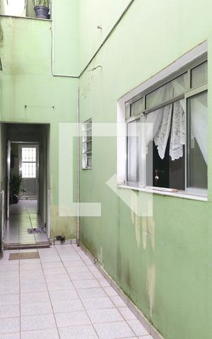 Casa à venda com 200m², 2 quartos e 2 vagasQuintal