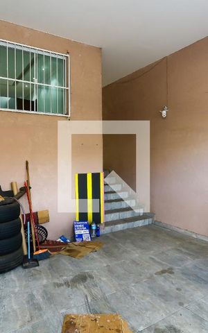 Casa à venda com 296m², 3 quartos e 2 vagas Casa à venda com 296m², 3 quartos e 2 vagasGaragem