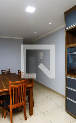 Casa à venda com 296m², 3 quartos e 2 vagas Casa à venda com 296m², 3 quartos e 2 vagasCozinha
