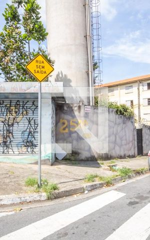 Apartamento para alugar com 52m², 2 quartos e sem vagaFachada