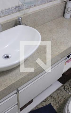 Apartamento para alugar com 70m², 2 quartos e 2 vagasSuíte