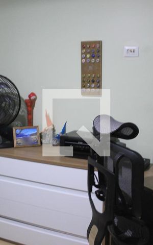Apartamento para alugar com 70m², 2 quartos e 2 vagasQuarto