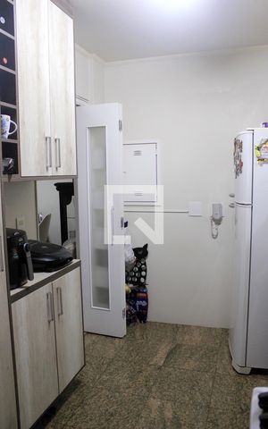 Apartamento para alugar com 70m², 2 quartos e 2 vagasCozinha