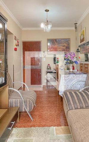 Apartamento à venda com 70m², 2 quartos e 1 vaga Apartamento à venda com 70m², 2 quartos e 1 vagaSala
