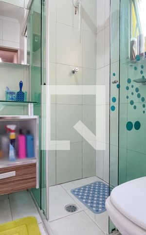 Apartamento à venda com 70m², 2 quartos e 1 vaga Apartamento à venda com 70m², 2 quartos e 1 vagaBanheiro Social