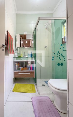Apartamento à venda com 70m², 2 quartos e 1 vaga Apartamento à venda com 70m², 2 quartos e 1 vagaBanheiro Social