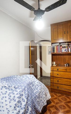 Casa à venda com 250m², 3 quartos e 2 vagas Casa à venda com 250m², 3 quartos e 2 vagasQuarto 01