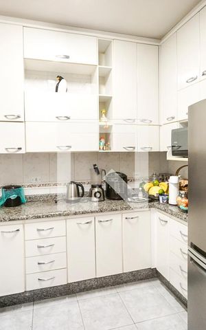 Casa à venda com 250m², 3 quartos e 2 vagas Casa à venda com 250m², 3 quartos e 2 vagasCozinha