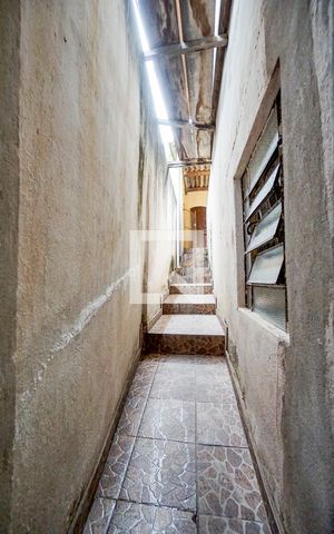 Casa à venda com 250m², 3 quartos e 2 vagas Casa à venda com 250m², 3 quartos e 2 vagasEscada do terraço