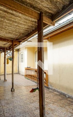 Casa à venda com 250m², 3 quartos e 2 vagas Casa à venda com 250m², 3 quartos e 2 vagasQuintal