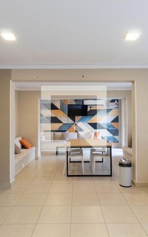 Apartamento para alugar com 32m², 1 quarto e sem vaga Apartamento para alugar com 32m², 1 quarto e sem vagaÁrea comum - Salão de festas