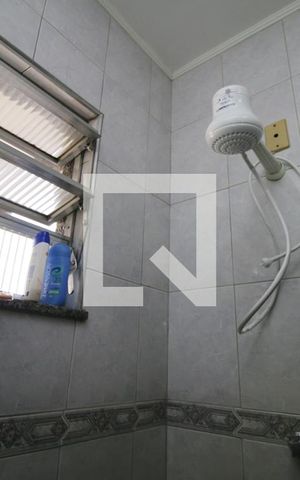 Casa à venda com 50m², 4 quartos e 2 vagasBanheiro da Suíte 3