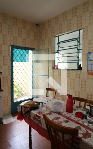 Casa à venda com 50m², 4 quartos e 2 vagasCozinha e Copa