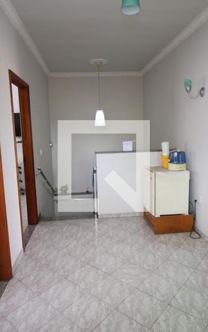 Casa à venda com 50m², 4 quartos e 2 vagasHall 2º piso