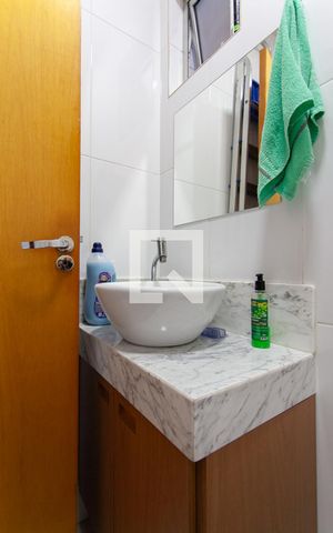 Apartamento à venda com 140m², 2 quartos e 3 vagas Apartamento à venda com 140m², 2 quartos e 3 vagasLavabo