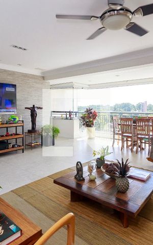 Apartamento à venda com 499m², 4 quartos e 4 vagas Apartamento à venda com 499m², 4 quartos e 4 vagasSala