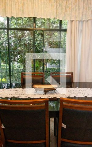 Casa à venda com 460m², 5 quartos e 4 vagasSala de Jantar