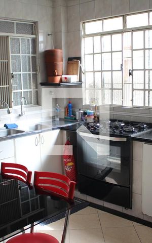 Casa à venda com 180m², 3 quartos e 3 vagasCozinha
