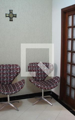 Casa à venda com 180m², 3 quartos e 3 vagasSala