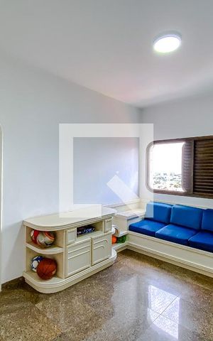 Apartamento à venda com 375m², 4 quartos e 4 vagasQuarto 1 - Suíte