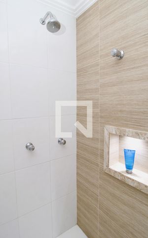 Casa à venda com 500m², 4 quartos e 6 vagasBanheiro da Suíte 3