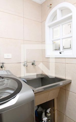 Casa à venda com 500m², 4 quartos e 6 vagasÁrea de Serviço 1