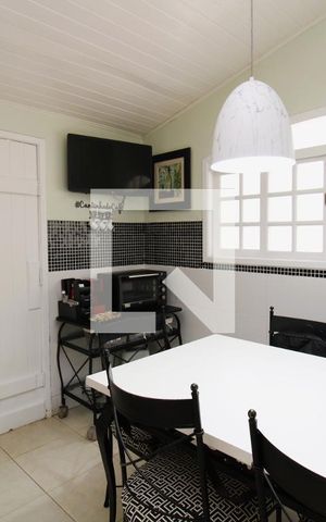 Casa à venda com 500m², 4 quartos e 6 vagasCozinha