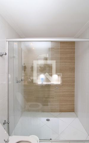 Casa à venda com 500m², 4 quartos e 6 vagasBanheiro da Suíte 3