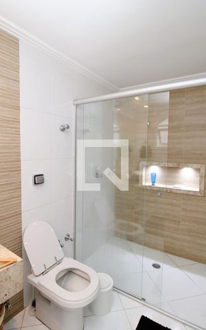 Casa à venda com 500m², 4 quartos e 6 vagasBanheiro da Suíte 3