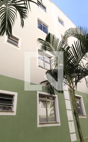 Apartamento para alugar com 45m², 2 quartos e 1 vagaFachada