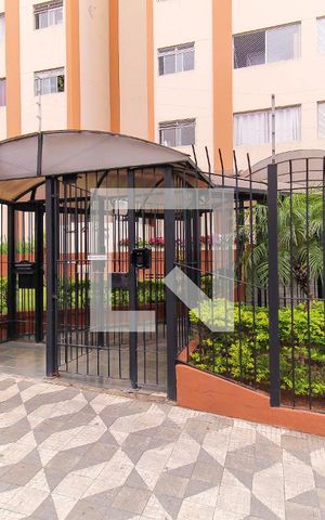 Apartamento à venda com 67m², 3 quartos e 1 vaga Apartamento à venda com 67m², 3 quartos e 1 vagaFachada