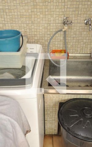 Casa à venda com 312m², 3 quartos e 2 vagasÁrea de Serviço