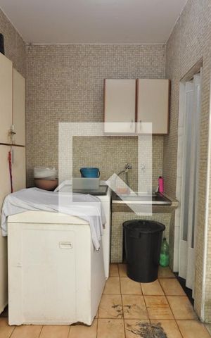 Casa à venda com 312m², 3 quartos e 2 vagasÁrea de Serviço