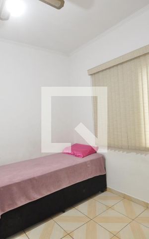 Casa à venda com 312m², 3 quartos e 2 vagasQuarto 2