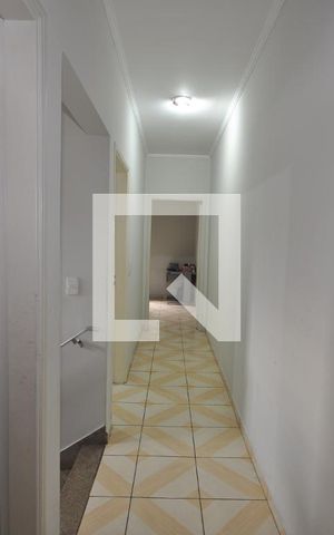 Casa à venda com 312m², 3 quartos e 2 vagasCorredor